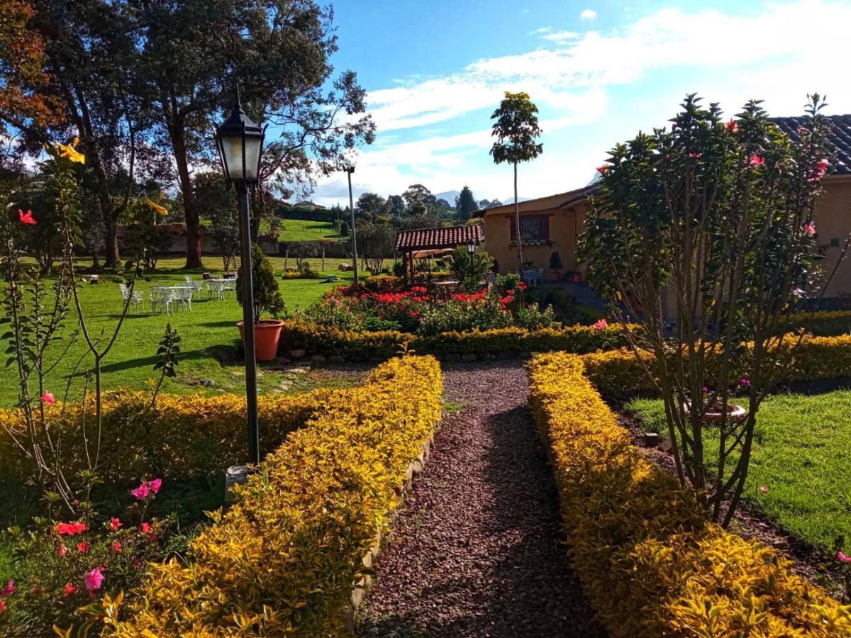 Hotel Campestre Franchesca 타비오 외부 사진